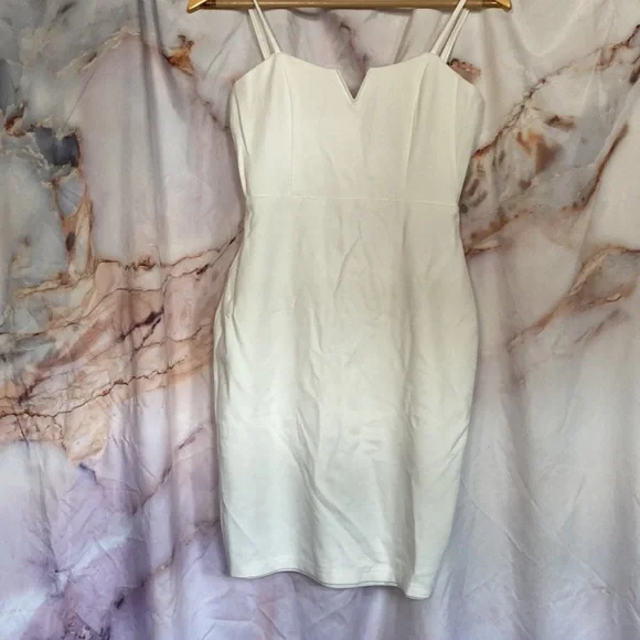 ✨•Lulu’s dress•✨ - Picture 4 of 7